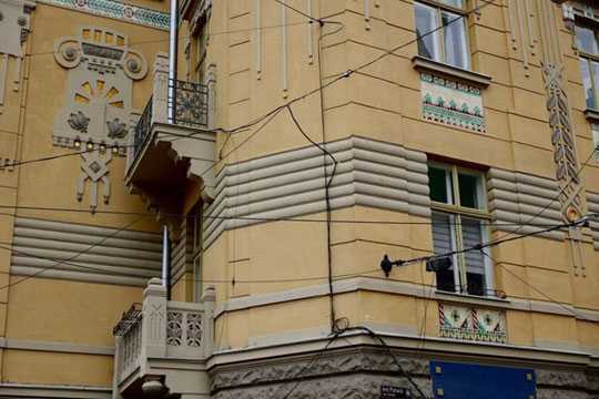 У Львовi знову будуть ремонтувати балкони у будинках-пам'ятках