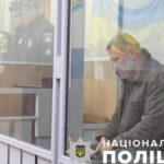 «Зброю вкрав син, щоб було»: у Вінниці підозрюваним у вбивстві поліцейського обрали…