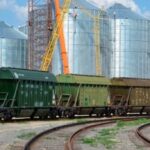 Укрзалізниця у квітні перевезла на експорт 2,2 мільйона тонн зернових