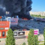 Удар по «Епіцентру» у Харкові: момент потрапив на відео