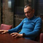 Виламали двері в будинку: ЗМІ повідомили про обшуки у колишнього координатора «Великого будівництва» Юрія Голика