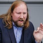 «Зараз ЄС не має права позичати гроші»: у Бундестазі запропонували, як допомогти Україні з озброєнням
