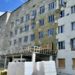 У лiкарнi в Тростянцi завершують бетонування стiн