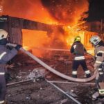 Найстрашніше для рятувальників: на Харківщині вогнеборець приїхав на виклик у власний дім, де загинула його дружина