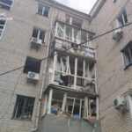 Росіяни вдарили по житловому району Миколаєва: загинули троє людей, серед них дитина