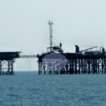 Розчистили море від російського непотребу: ЗСУ знищили газову вежу з військовими…