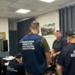 Близько 30 чиновників затримано у справі про розкрадання 1,5 млрд гривень, виділених на оборону (фото)