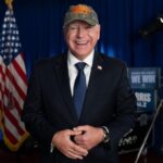 Описання тандему Трамп-Венс напарником Гарріс стало вірусним в американських соцмережах: про…