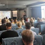У Чернiвцях проходить семiнар з правових аспектiв вiдновлення iнфраструктури
