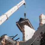 У Днiпрi розпочали демонтовувати пошкодженi пiд’їзди житлового будинку