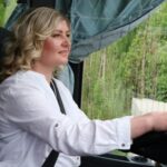 «Почуваюся, як перша жінка-космонавт»: історія єдиної в Україні водійки в компанії з міжміських пасажирських…