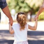 Включаються в дохід родини: які виплати отримують при всиновленні дитини та що для…
