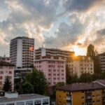 На вторинному ринку житла зростає кiлькiсть оголошень та цiна квартир