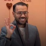 Потрібно сяяти: дизайнер назвав головні аксесуари весни-2025