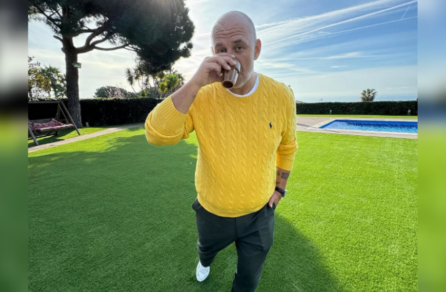 І вашим, і нашим: Потапа відправили на пенсію,…