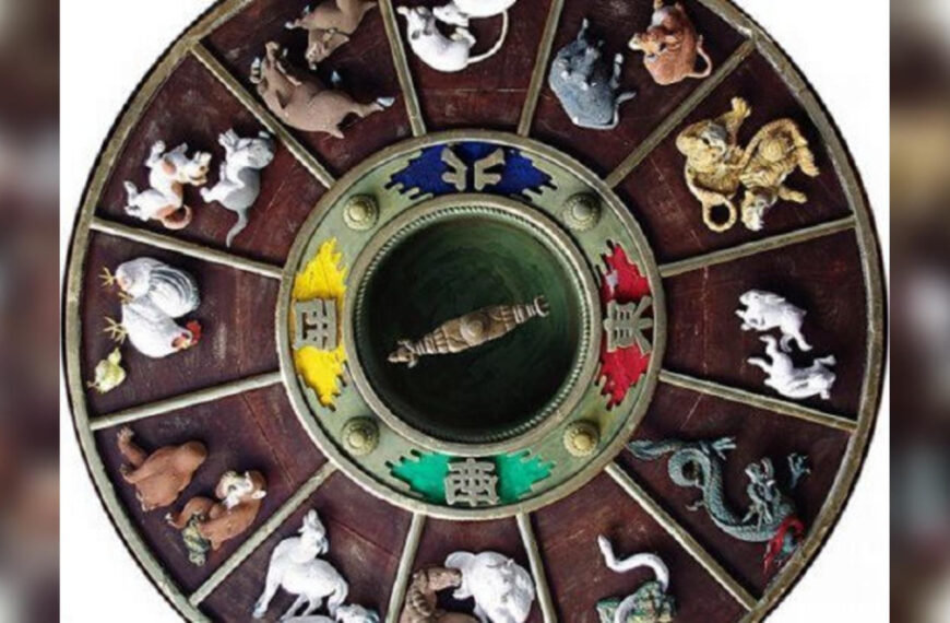 Півням час діяти, а Драконам треба…