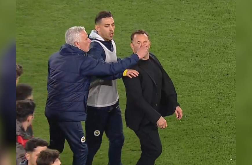 Моуріньо схопив тренера суперника за ніс&hellip;