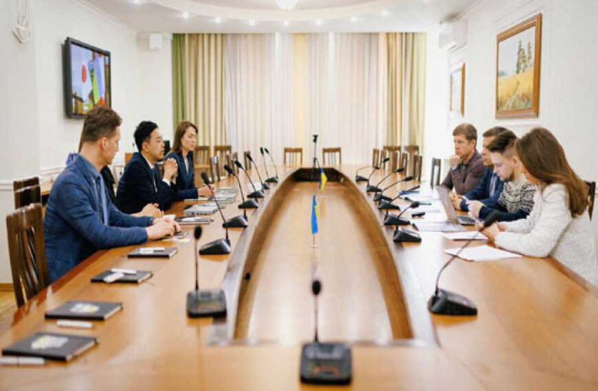 До Агентства вiдновлення завiтала делегацiя японської компанiї DENZAI