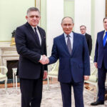 Польща та країни Балтії не пускають літаки Вучича та Фіцо через свій повітряний…
