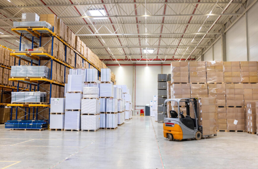 Британська LondonMetric купує інвестгрупу нерухомості Urban Logistics за $925 млн