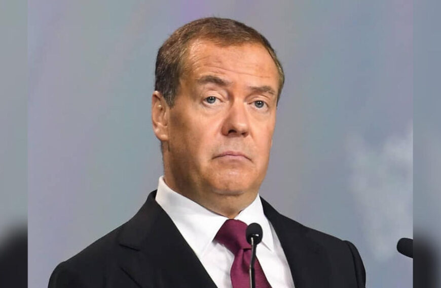 Україна ніколи не буде буферною зоною:…