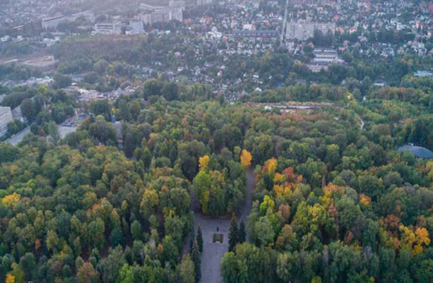 У парку Хмельницького у Днiпрi збудують новi мережi водопостачання та водовiдведення