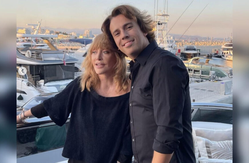 Стало відомо, чи поїдуть Пугачова та Галкін…