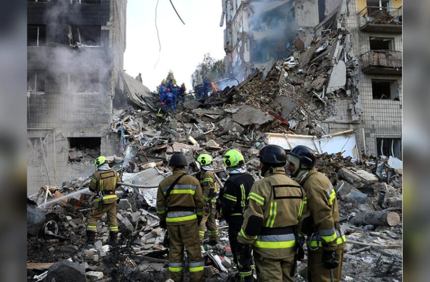 Основний напрямок удару — Київ: Повітряні…