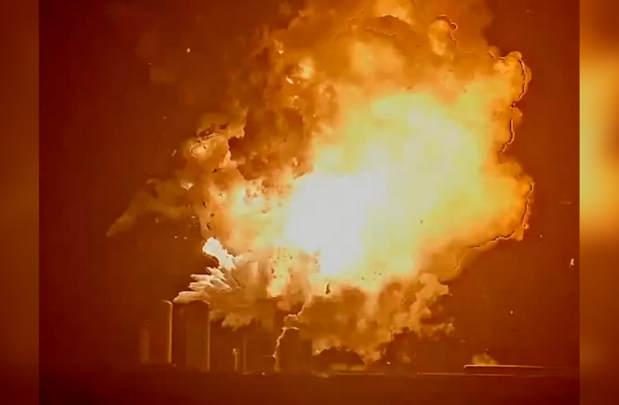 Знову невдача: чергова ракета Маска…