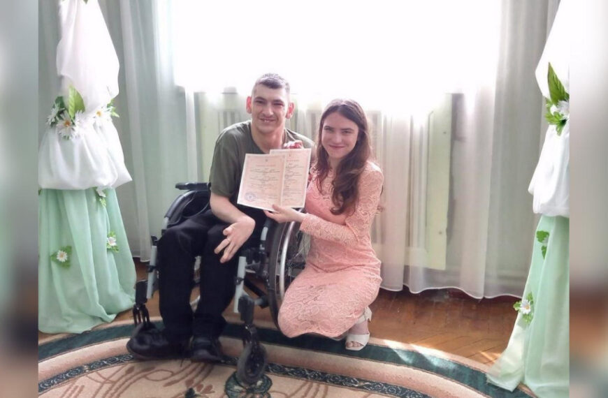 «Хіба може бути щасливою дівчина,…