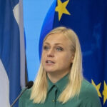 Українці борються не лише зі зброєю: Європа вимагає збереження антикорупційної незалежності