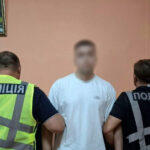 Заради хайпу: у Києві блогери вбиралися поліцейськими та проводили «затримання» та «перевірки документів»…
