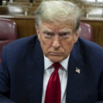 Трамп пообіцяв Зеленському розібратися, чому зупинилося постачання американської допомоги