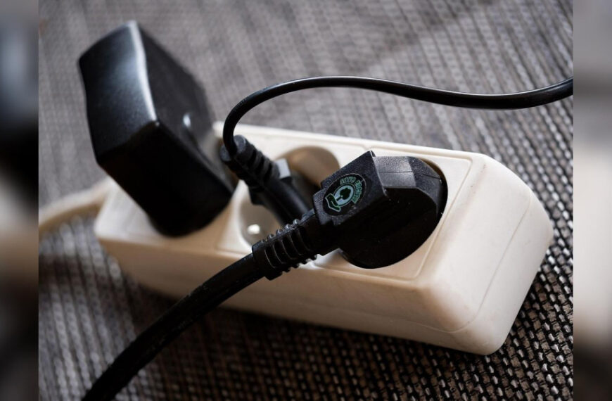 В Україні змінюється стандарт напруги: що це означає…