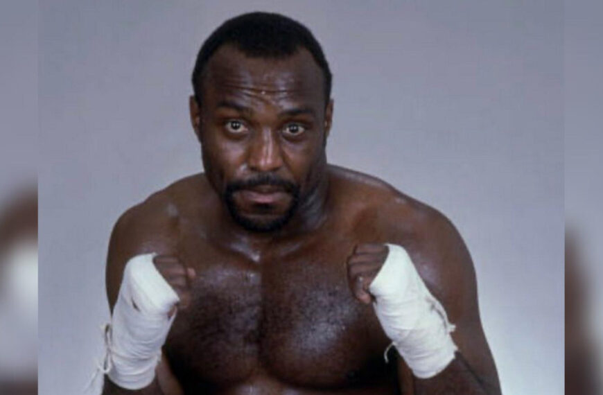 Пішов із життя знаменитий боксер, який став чемпіоном світу у двох дивізіонах після виходу з в’язниці (фото, відео)
