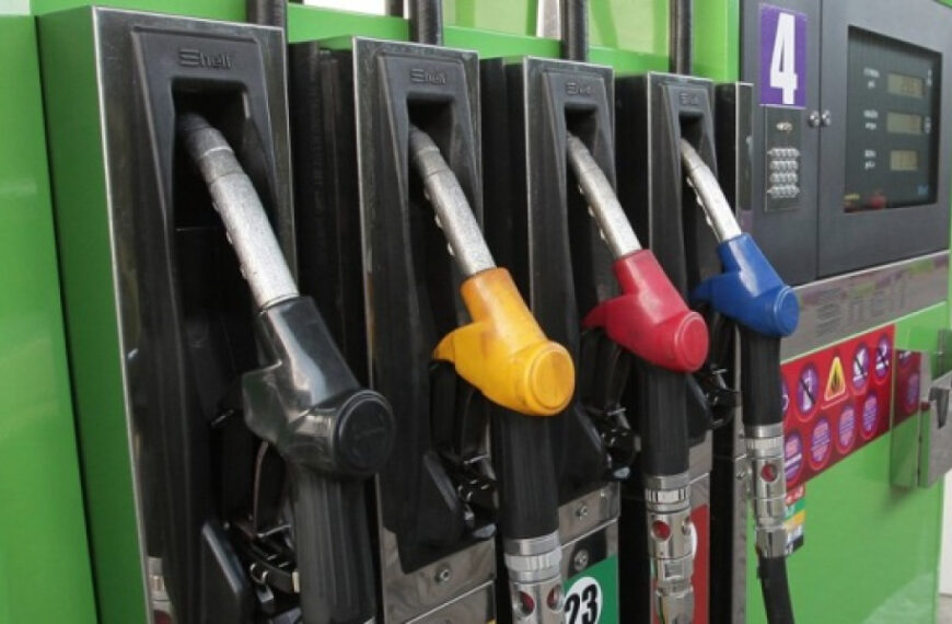 Як змінилися ціни на бензин та інше пальне на АЗС України
