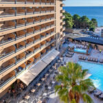 Мережа готелів Hyatt продасть портфель нерухомості Playa за $2 млрд