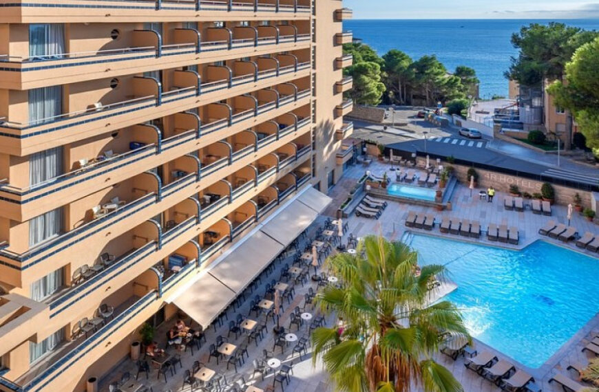 Мережа готелів Hyatt продасть портфель нерухомості Playa за $2 млрд