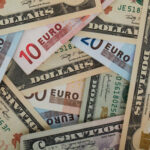 Долар за 42 грн, а євро — за 50: чи досягнуть курси цього рівня до кінця…