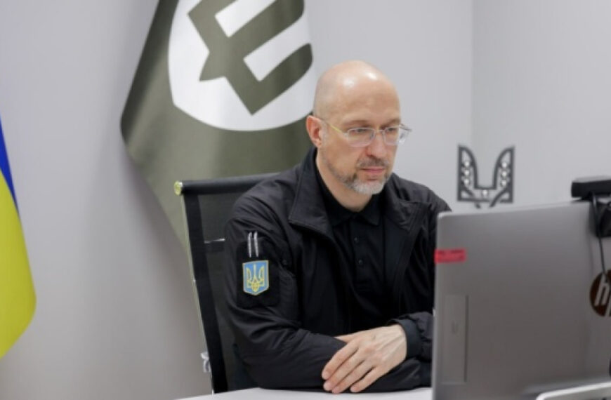 Шмигаль обговорив із керівником Rheinmetall будівництво в Україні заводу з виробництва снарядів