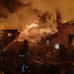 Поки Трамп прямує до Європи, російські дрони вдарили по Києву,…