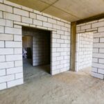 Як правильно обрати газоблок і профіль для гіпсокартонних конструкцій