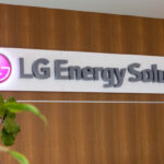 LG Chem продає частину акцій LG Energy Solution за 1,48…
