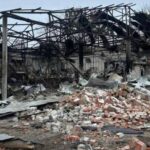 На Харківщині безпілотники розтрощили філіал “Нової пошти”, пакунки знищено вогнем