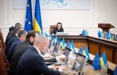 9 тисяч українських родин отримають кошти на ремонт пошкодженого житла / Юлія Свириденко 9 тисяч українських родин отримають кошти на ремонт пошкодженого житла