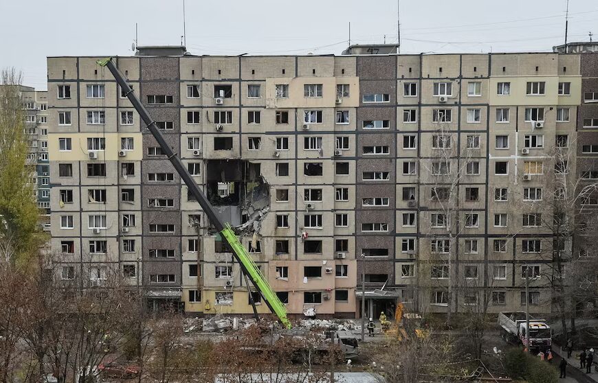 Росія завдала «масованого удару» по Україні, вбивши щонайменше 4 особи та поранивши 26