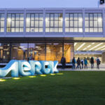 Merck з США отримує $700 мільйонів від Blackstone на розробку…