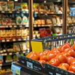 Продукти, спиртне та проїзд: Держстат оприлюднив дані про інфляційний тиск…