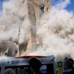 Робітник провів у пастці 11 годин після обвалу середньовічної вежі…