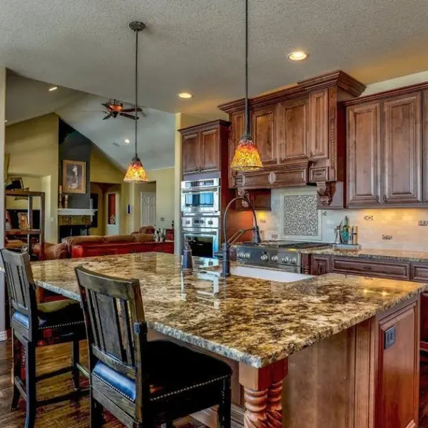 Не робили ремонт кухні 20 років — виявляється, ви у тренді: дивовижне дизайнерське рішення 2026, яке знову…